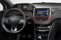 2013-Peugeot-208-GTi-Interior-2.jpg