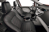 2013-Ford-EcoSport-SUV-Interior-2.jpg