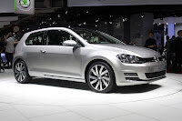 2013-Volkswagen-Golf-7-1.jpg