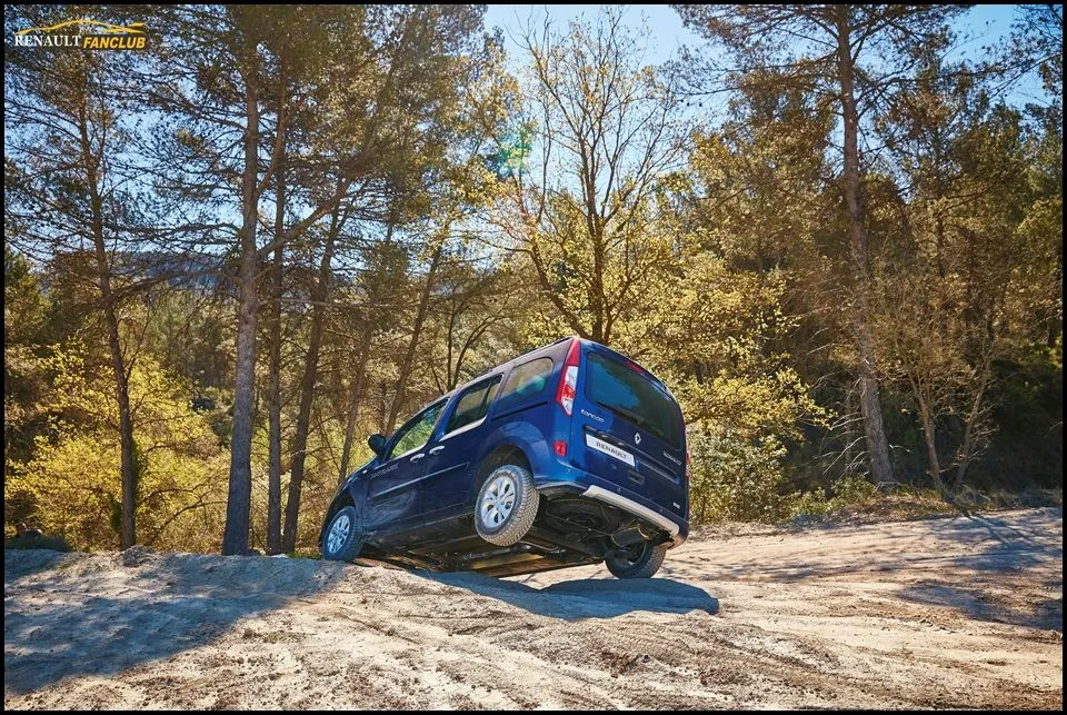 kangoo-x-track4.webp