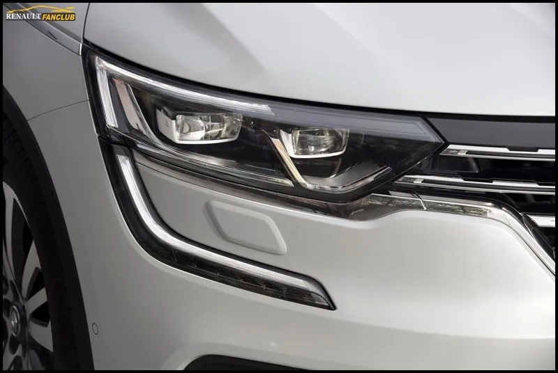koleos-initialeparis15.webp