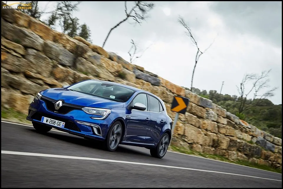 megane4GT-27.webp