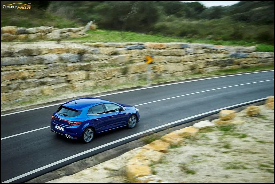 megane4GT-31.webp