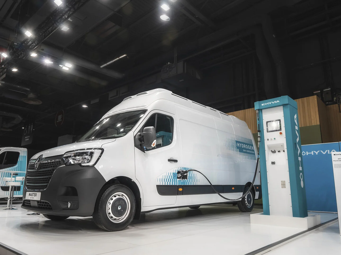 renault master h2 hidrojen.jpg