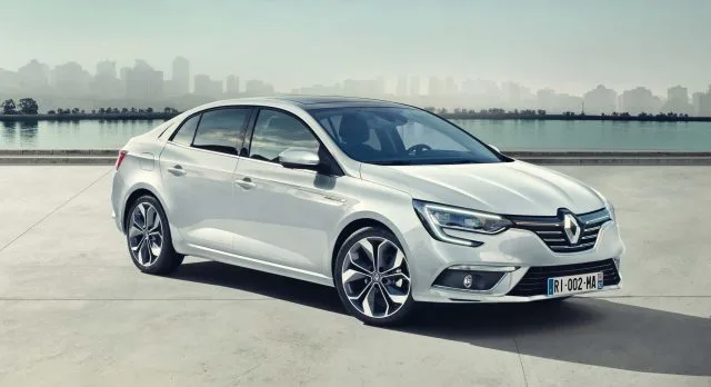 renault-megane-sedan-iv-100_gr4aa.webp