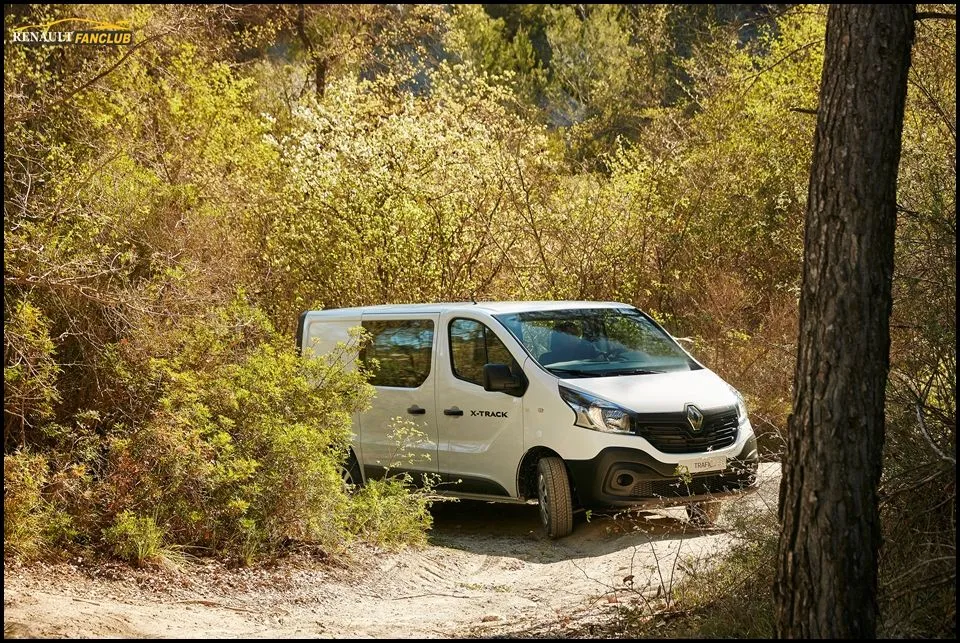 TRAFIC%20X-Track12.webp