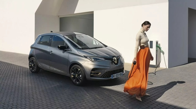 zoe e-tech.webp