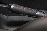 2013-Peugeot-208-GTi-Interior-6.jpg